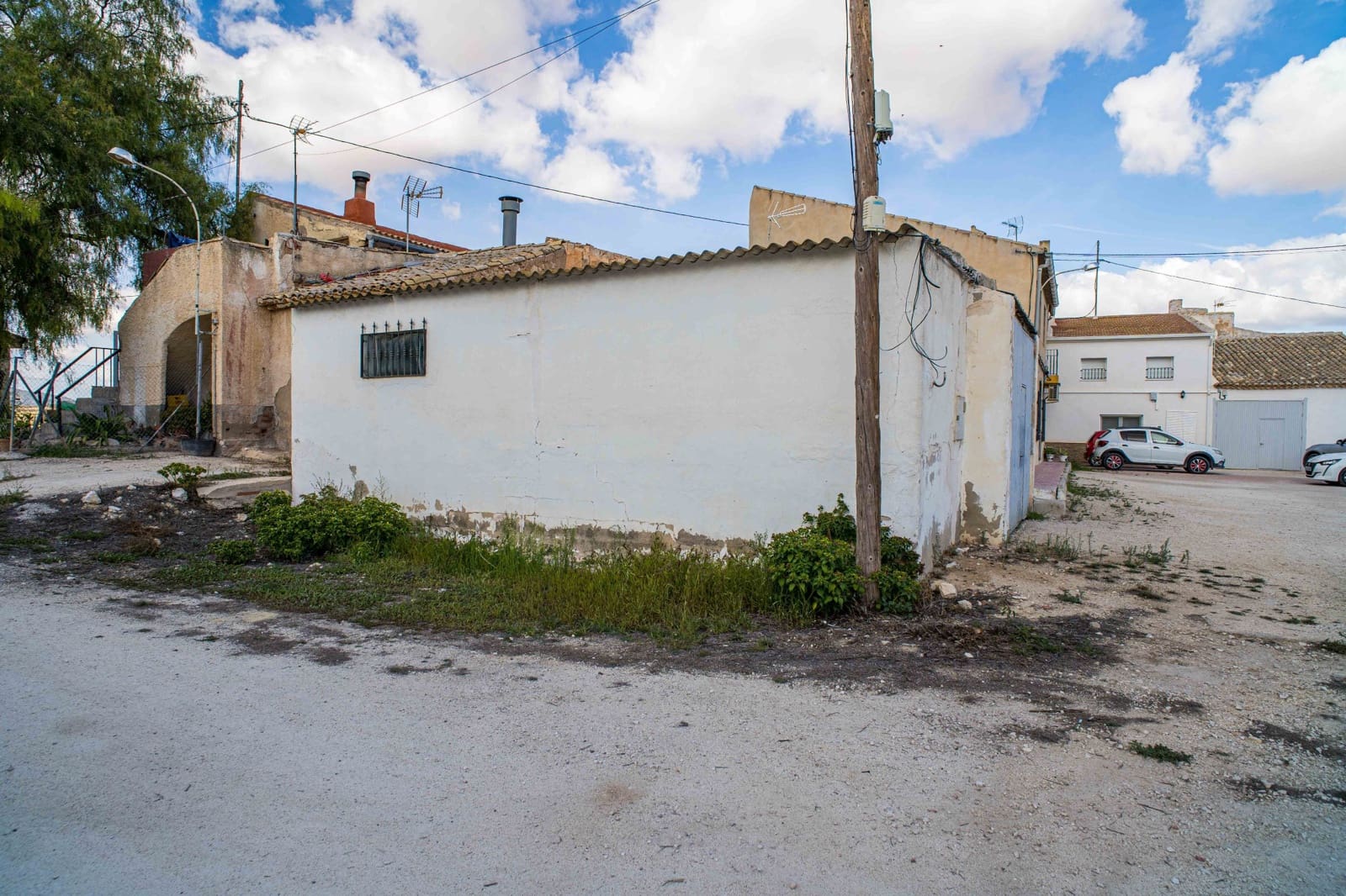 Casa de 6 habitaciones en Pinoso en venta con garaje - 210.000 € (Ref: 10182487)