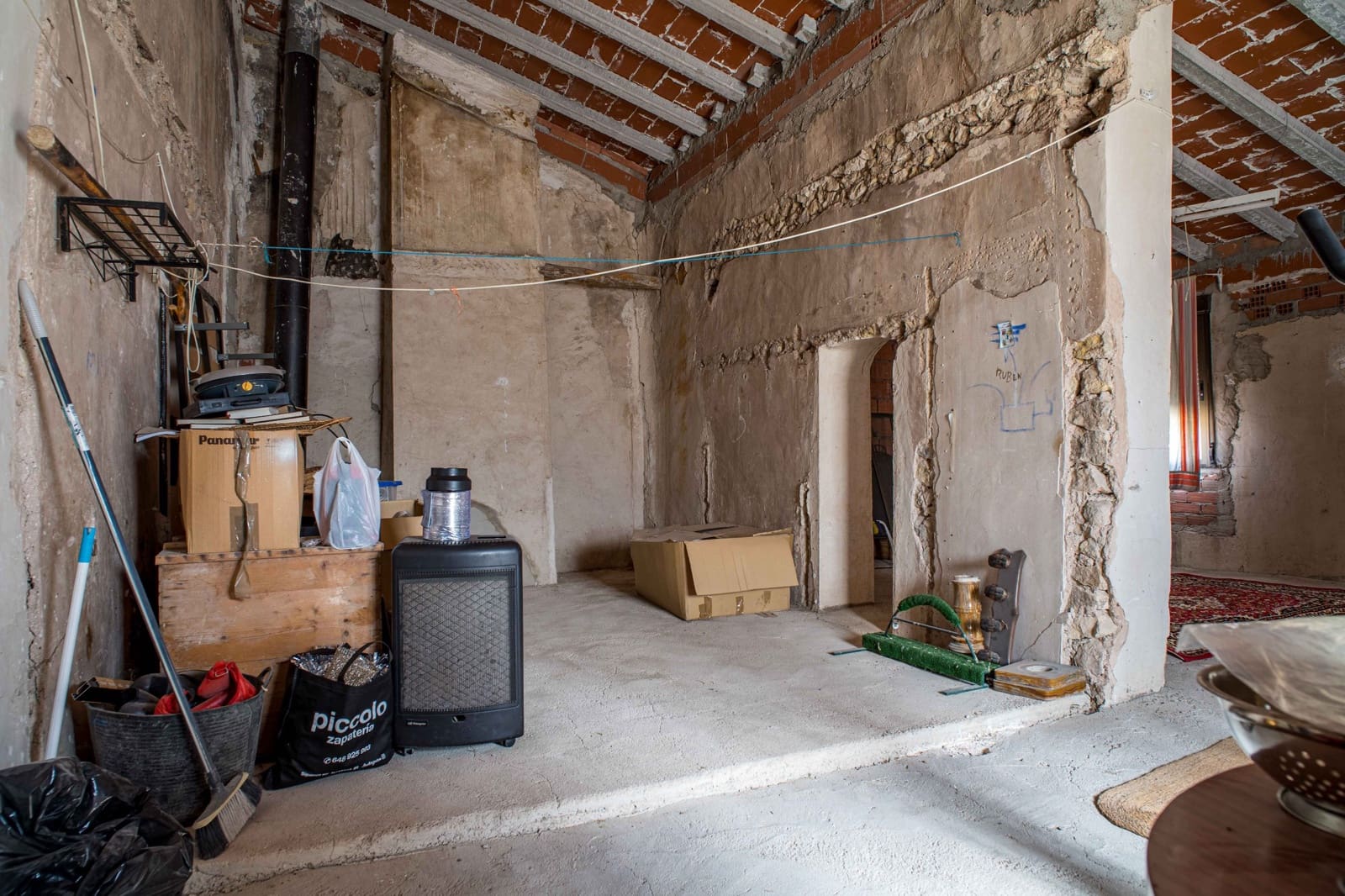 Casa de 6 habitaciones en Pinoso en venta con garaje - 210.000 € (Ref: 10182487)
