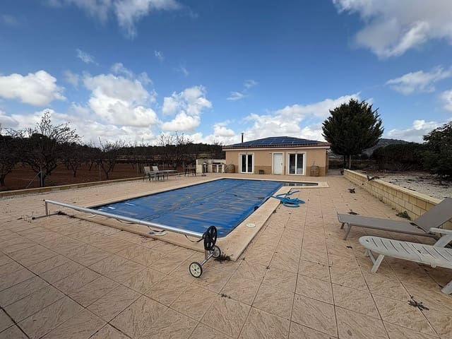 5 soverom Villa til salgs i Pinoso med svømmebasseng - € 349 995 (Ref: 3229673)