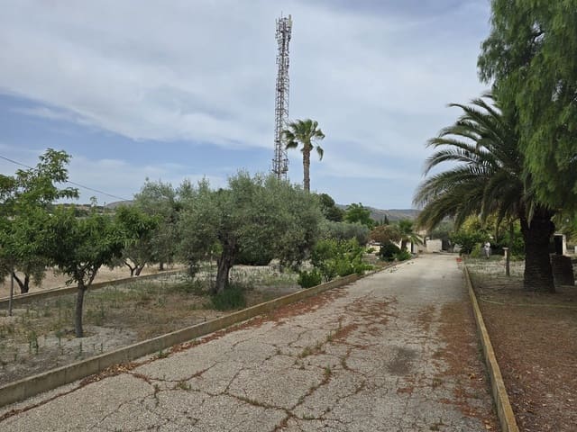 Commercial for sale in Sax with pool garage - € 149,995 (Ref: 3229708)