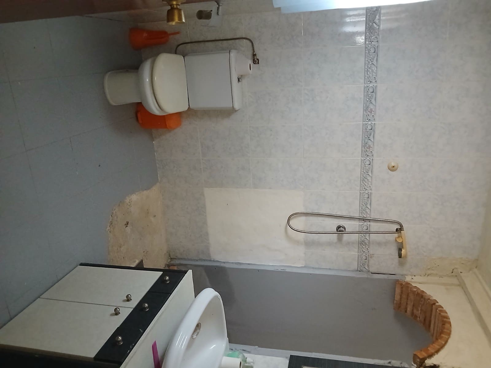 3 slaapkamer Finca/Landhuis te koop in Jumilla met zwembad garage - € 140.000 (Ref: 3403850)