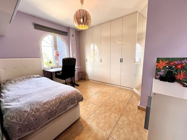 5 slaapkamer Villa te koop in La Zenia, Orihuela met zwembad - € 795.000 (Ref: 3472151)