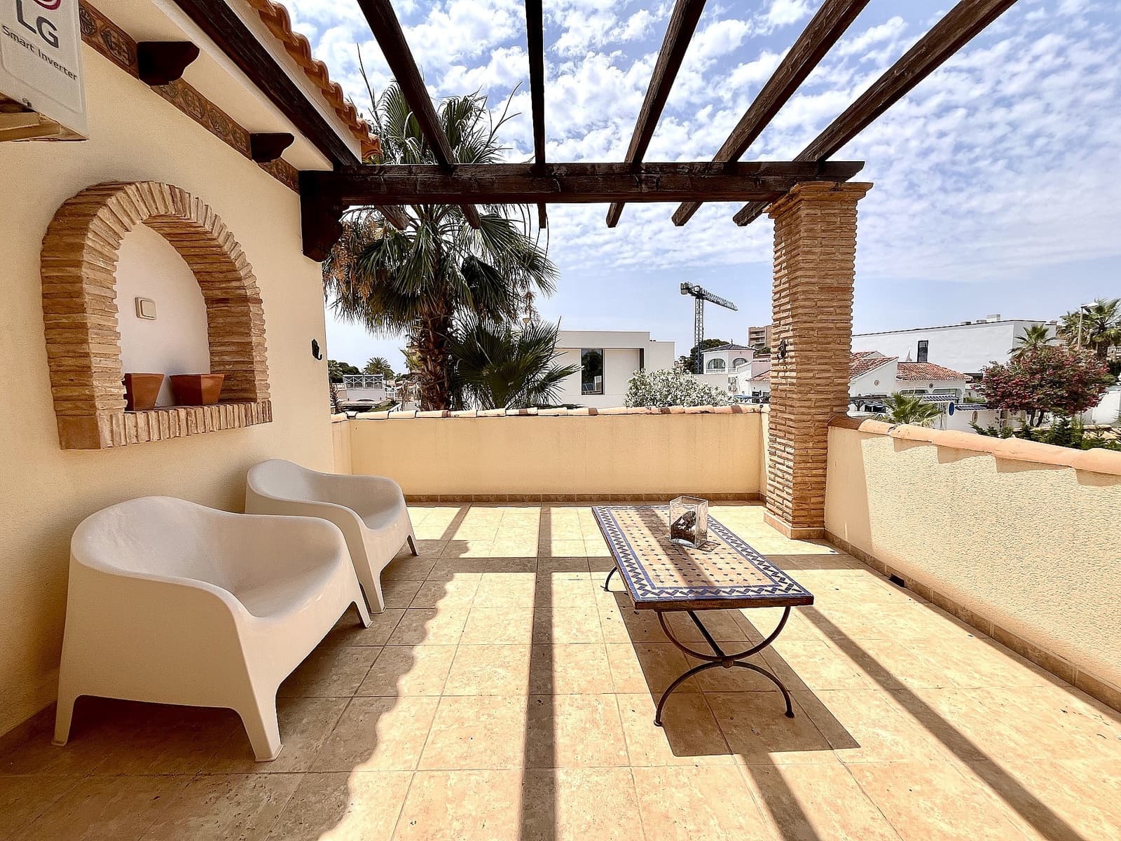 5 slaapkamer Villa te koop in La Zenia met zwembad - € 795.000 (Ref: 3472151)