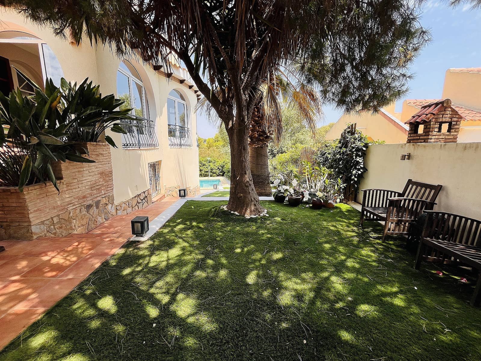 5 slaapkamer Villa te koop in La Zenia met zwembad - € 795.000 (Ref: 3472151)