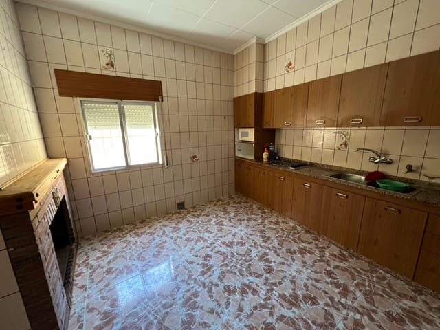3 bedroom Townhouse for sale in Macisvenda, Abanilla with pool - € 76,000 (Ref: 3611778)