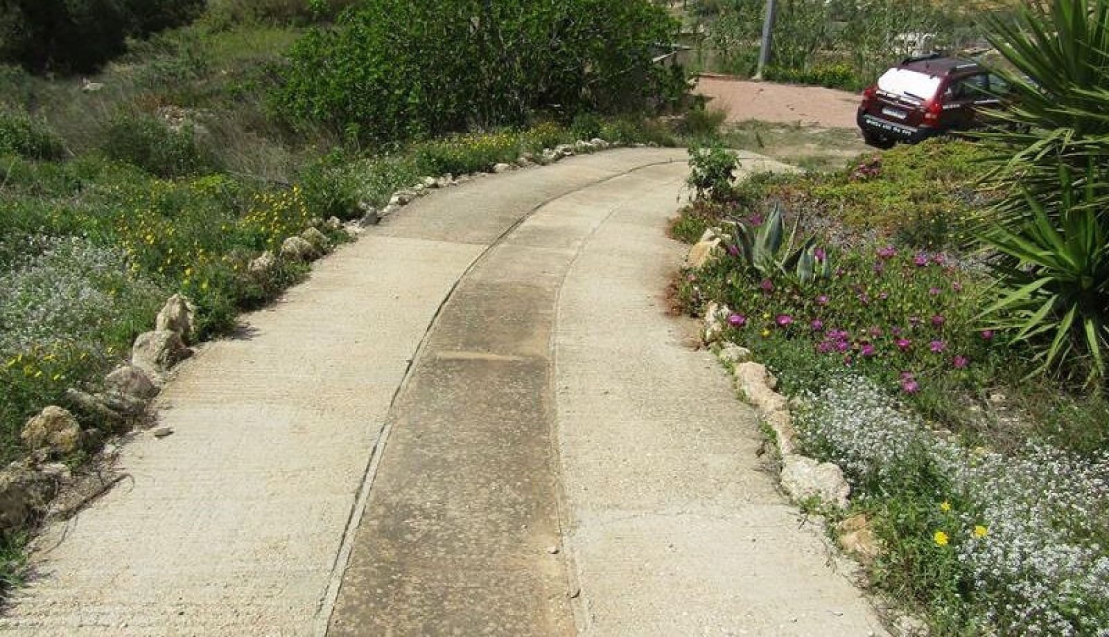 3 slaapkamer Grotwoning te koop in La Romana met zwembad - € 99.999 (Ref: 3740593)