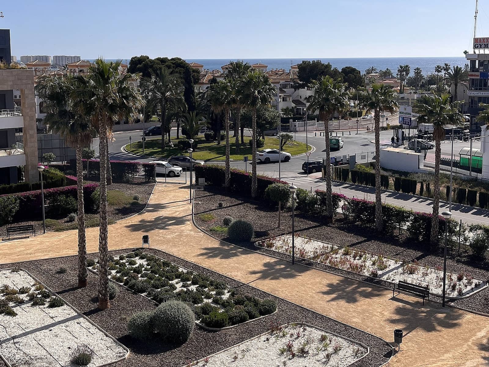 2 bedroom Penthouse for sale in Playa Flamenca with pool garage - € 449,950 (Ref: 4106069)