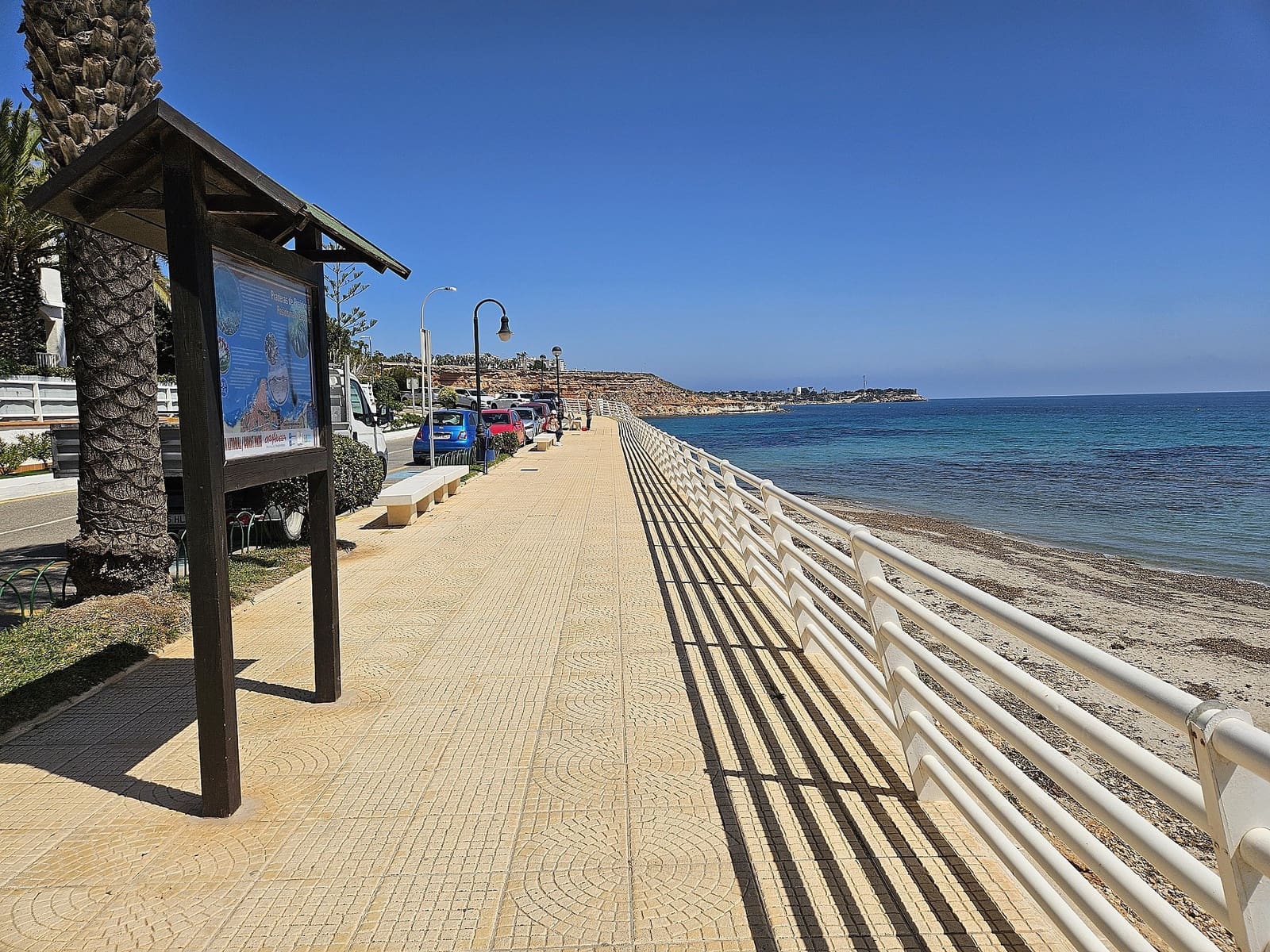 Chalet de 3 habitaciones en Dehesa de Campoamor en venta con piscina garaje - 649.950 € (Ref: 4106071)