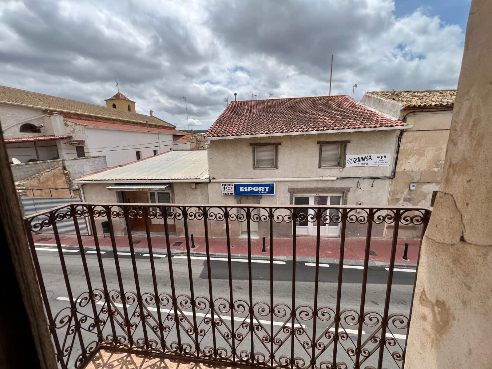 5 soverom Hus til salgs i Hondon de los Frailes med svømmebasseng - € 80 000 (Ref: 4143937)