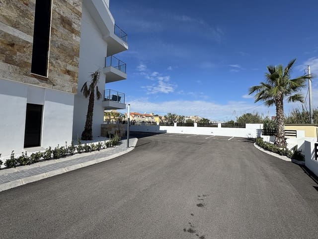 2 soverom Penthouse til salgs i Playa Flamenca, Orihuela med svømmebasseng - € 529 950 (Ref: 4143938)