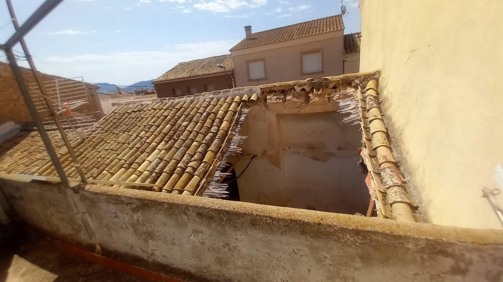 3 soveværelse Byhus til salg i Salinas med swimmingpool - € 49.000 (Ref: 4309514)