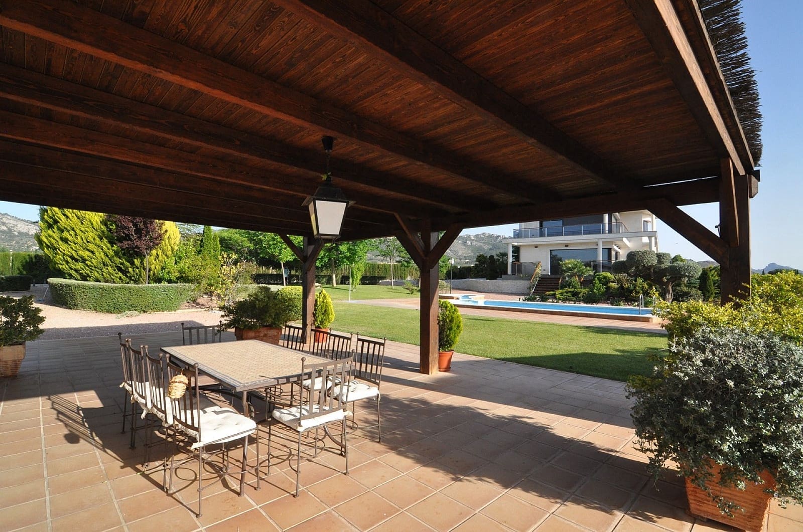 4 bedroom Villa for sale in Villena with pool garage - € 1,250,000 (Ref: 4309518)