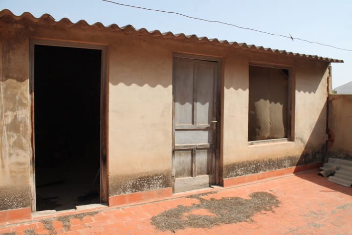 5 bedroom Townhouse for sale in Pinoso with pool - € 113,300 (Ref: 4309527)