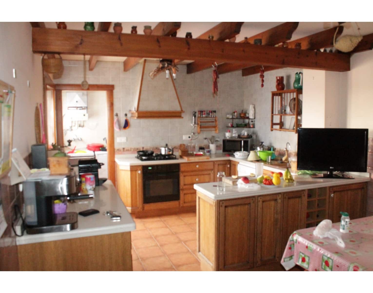 5 soveværelse Byhus til salg i Pinoso med swimmingpool - € 329.000 (Ref: 4309530)