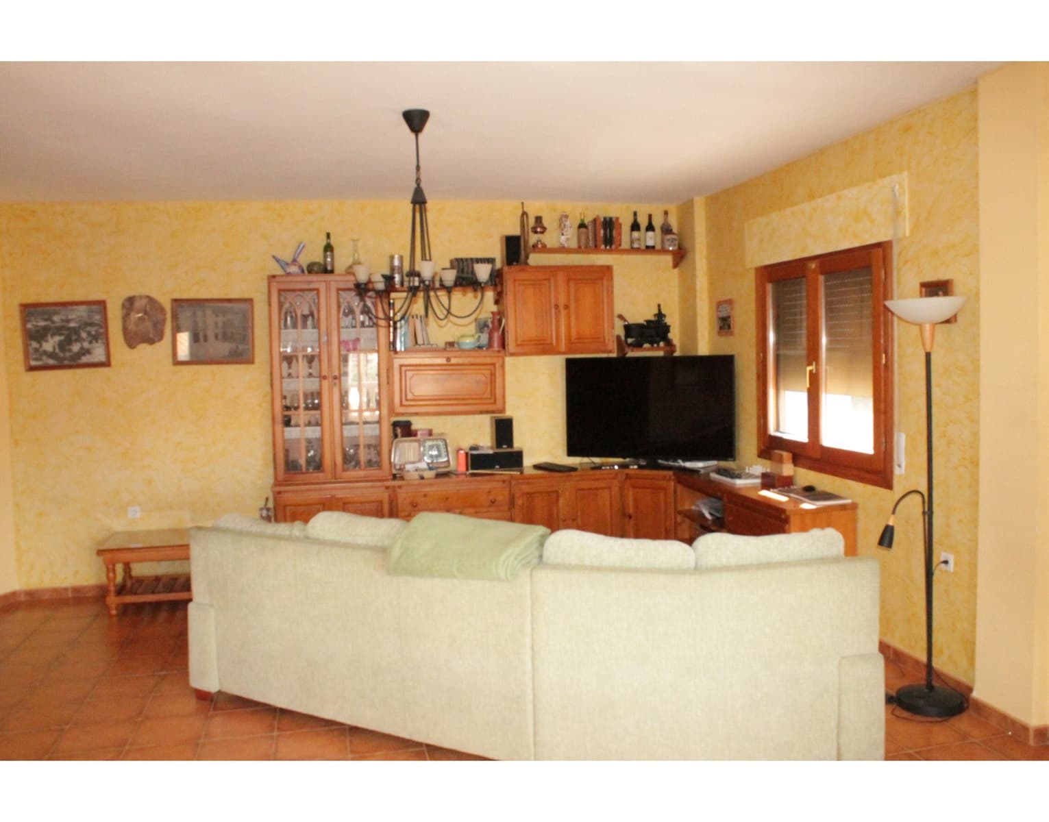 5 soveværelse Byhus til salg i Pinoso med swimmingpool - € 329.000 (Ref: 4309530)