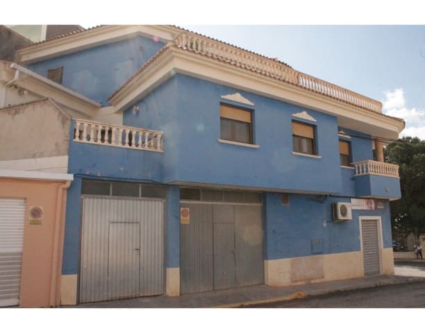 5 soveværelse Byhus til salg i Pinoso med swimmingpool - € 329.000 (Ref: 4309530)