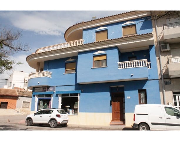 5 soveværelse Byhus til salg i Pinoso med swimmingpool - € 329.000 (Ref: 4309530)