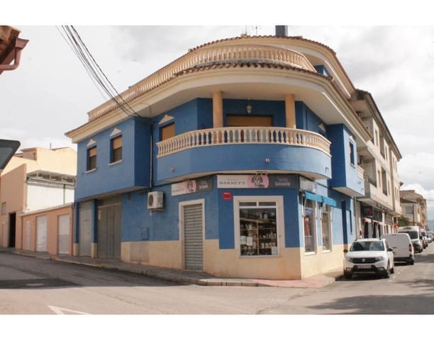 5 soveværelse Byhus til salg i Pinoso med swimmingpool - € 329.000 (Ref: 4309530)