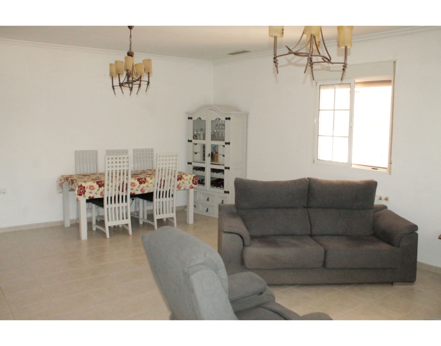 3 soveværelse Villa til salg i Barinas med swimmingpool - € 320.000 (Ref: 4309543)