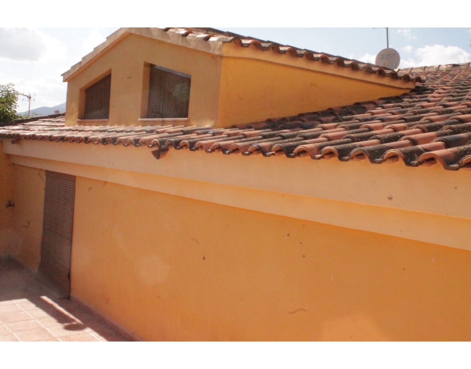 4 bedroom Townhouse for sale in Pinoso with pool - € 233,500 (Ref: 4309577)