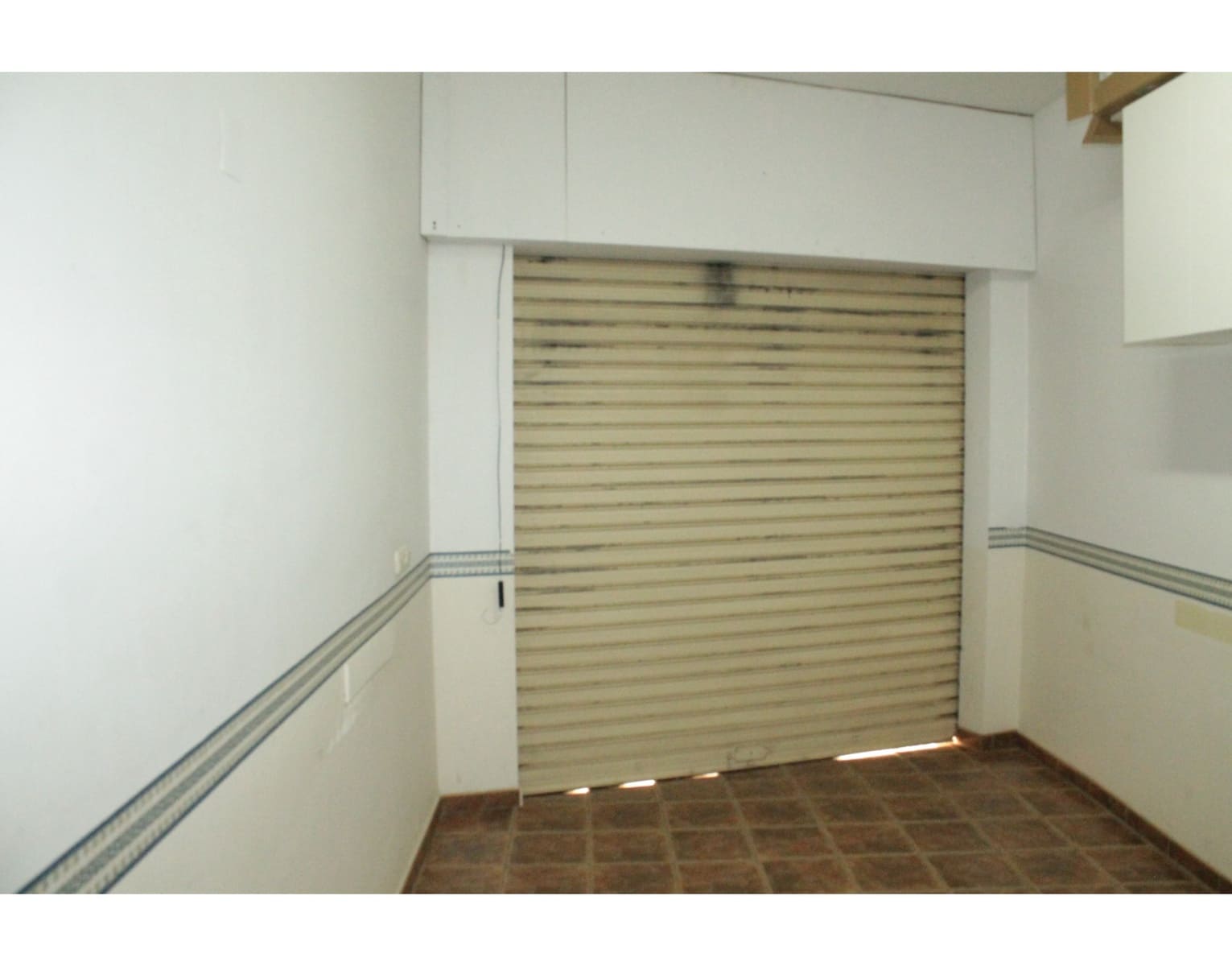 4 bedroom Townhouse for sale in Pinoso with pool - € 233,500 (Ref: 4309577)