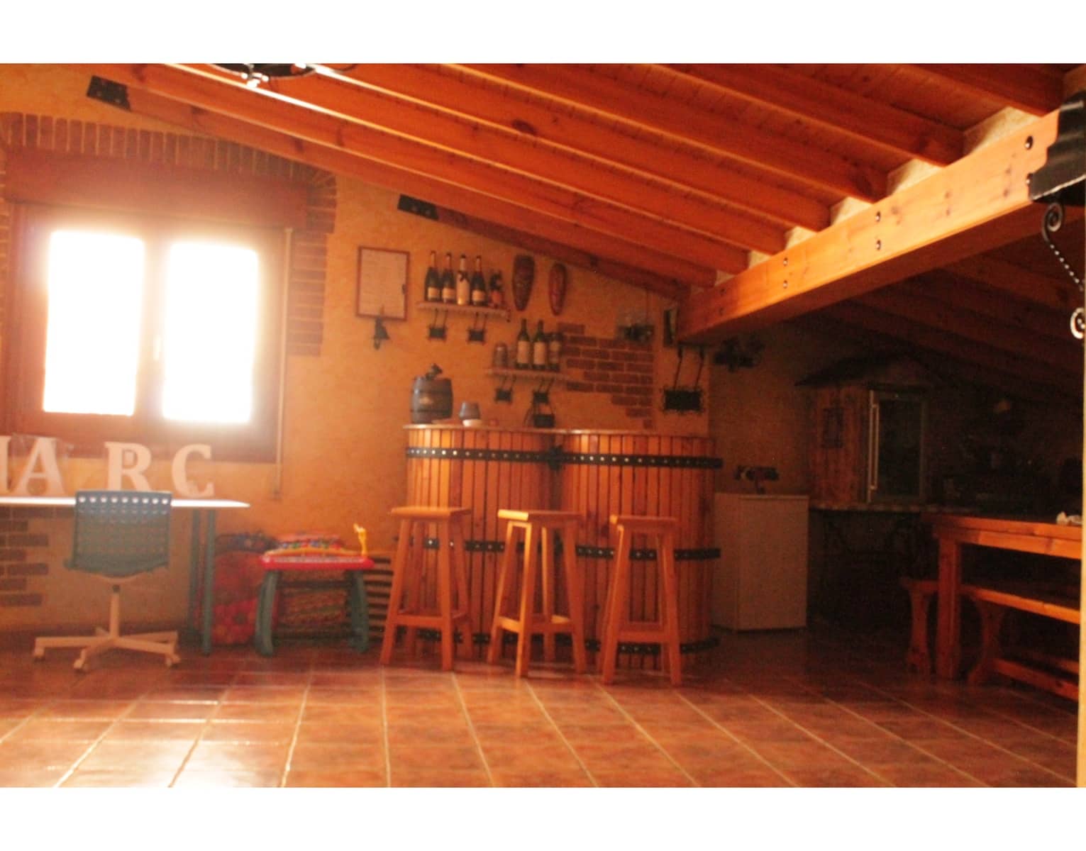 4 bedroom Townhouse for sale in Pinoso with pool - € 233,500 (Ref: 4309577)