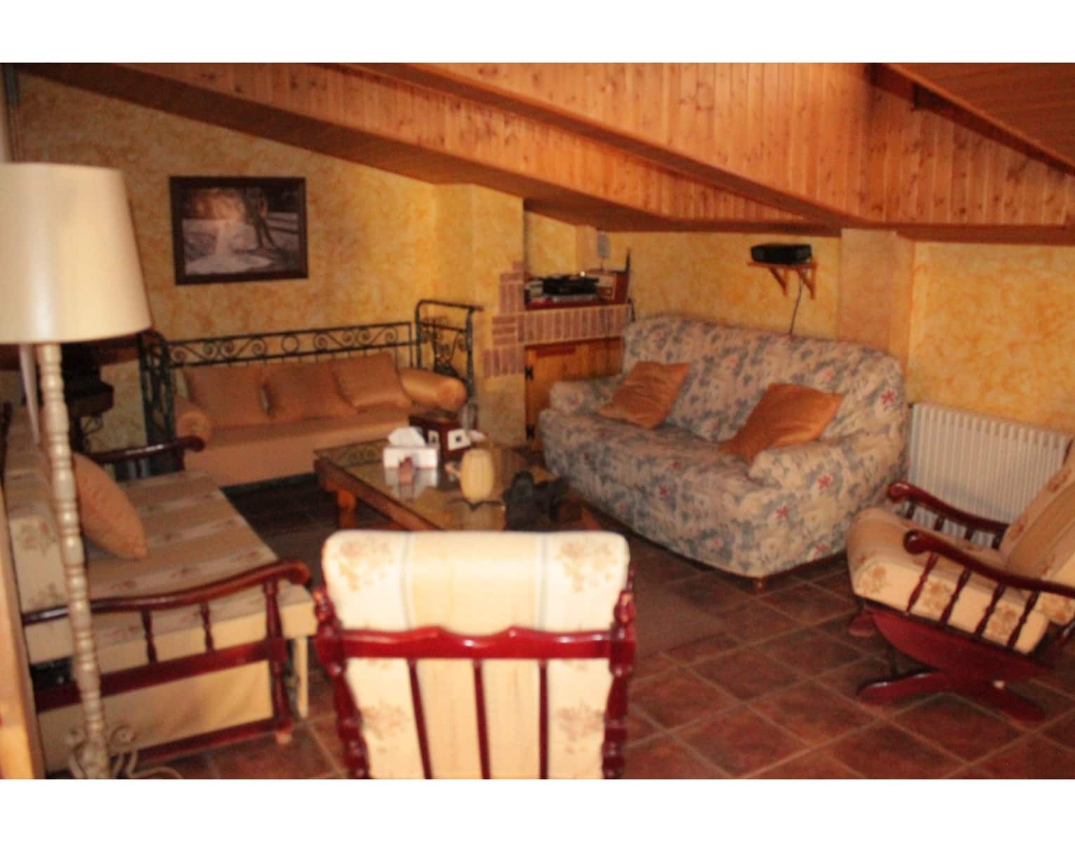 4 bedroom Townhouse for sale in Pinoso with pool - € 233,500 (Ref: 4309577)