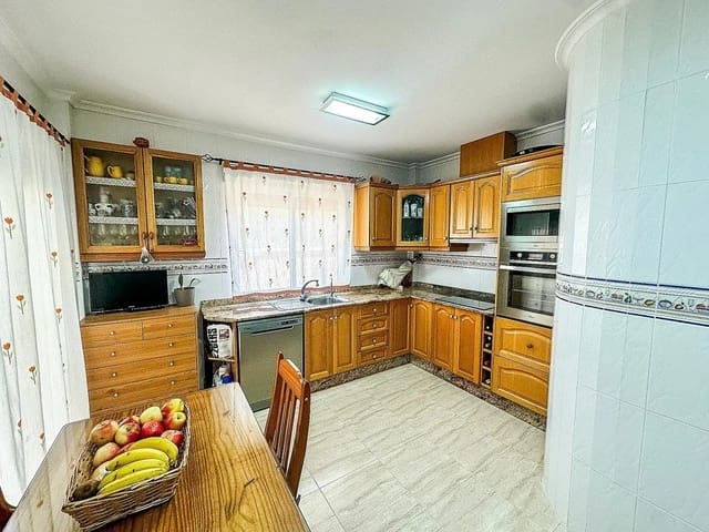 Casa de 3 habitaciones en Hondón de los Frailes en venta con piscina garaje - 179.000 € (Ref: 4309582)