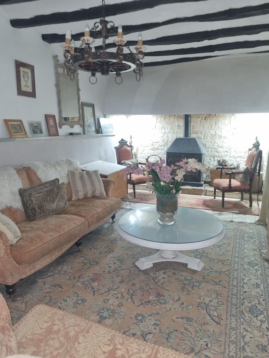 6 soveværelse Finca/Landehus til salg i Lel med swimmingpool - € 425.000 (Ref: 4309608)