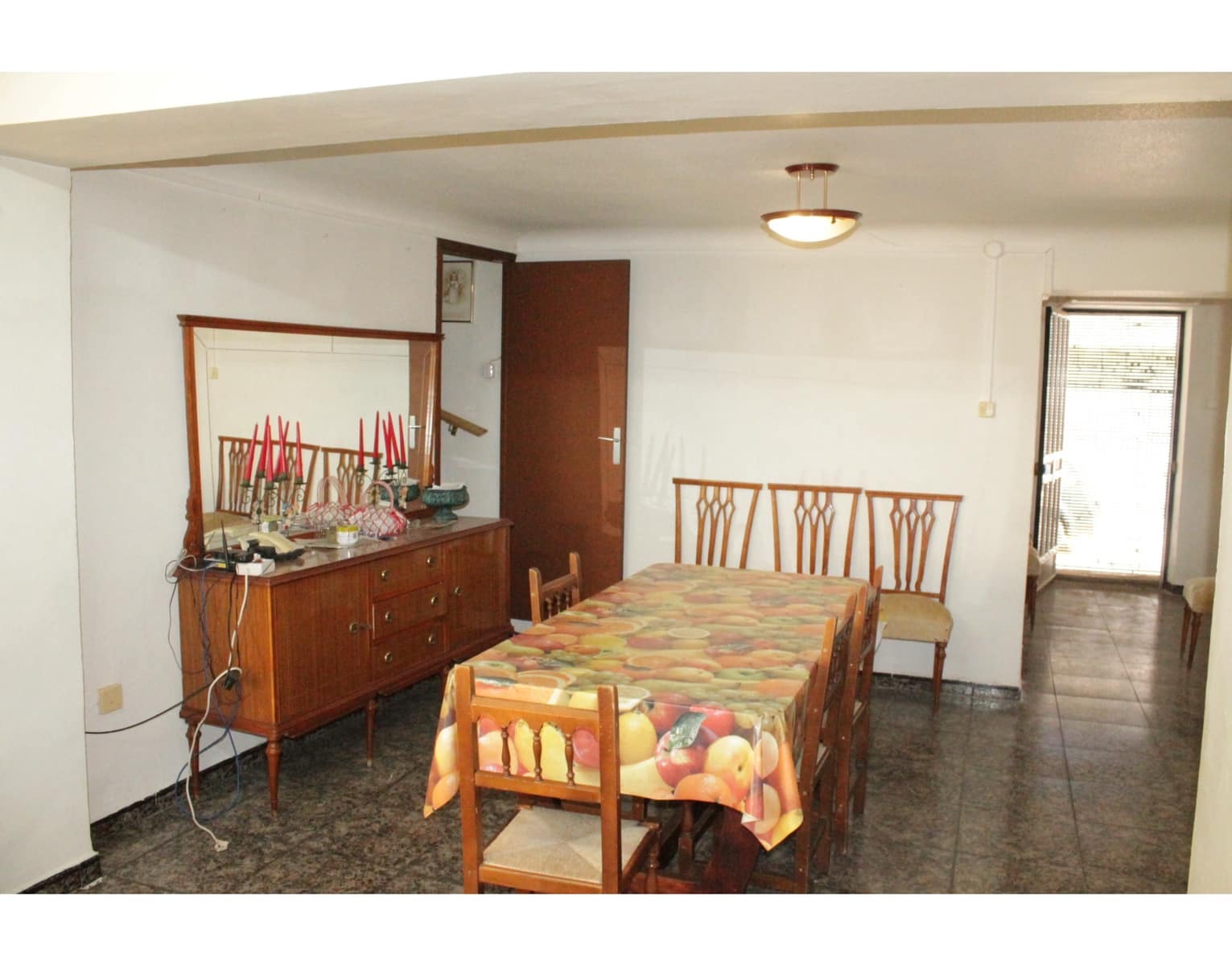 4 soverom Hus til salgs i Yecla med svømmebasseng - € 79 995 (Ref: 4309610)