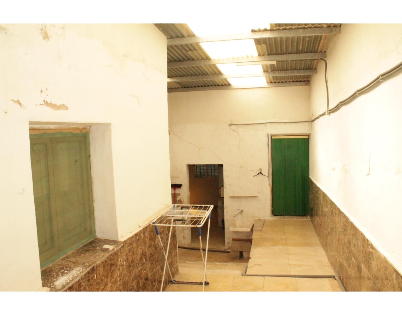 4 soverom Hus til salgs i Yecla med svømmebasseng - € 79 995 (Ref: 4309610)