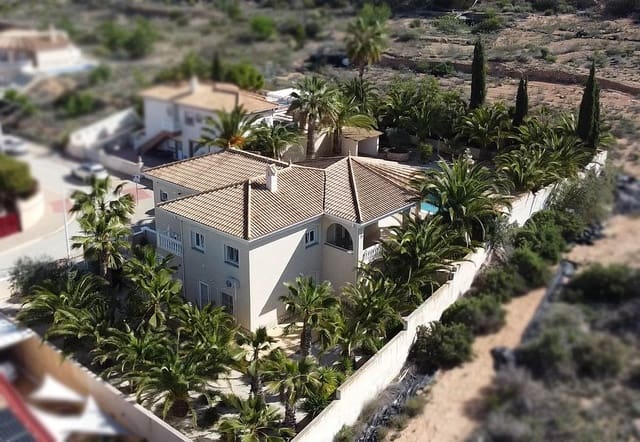 3 slaapkamer Villa te koop in Hondón de las Nieves met zwembad garage - € 420.000 (Ref: 4309640)