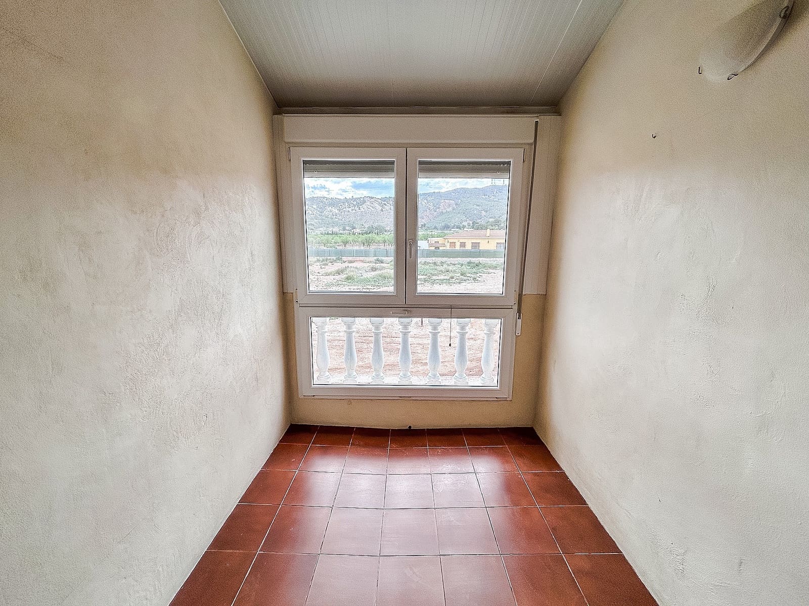 5 slaapkamer Huis te koop in Pinoso met zwembad garage - € 249.000 (Ref: 4309643)