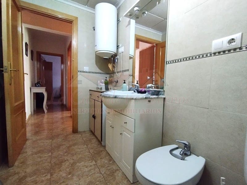 2 soveværelse Finca/Landehus til salg i Pinoso med swimmingpool - € 157.700 (Ref: 4309684)