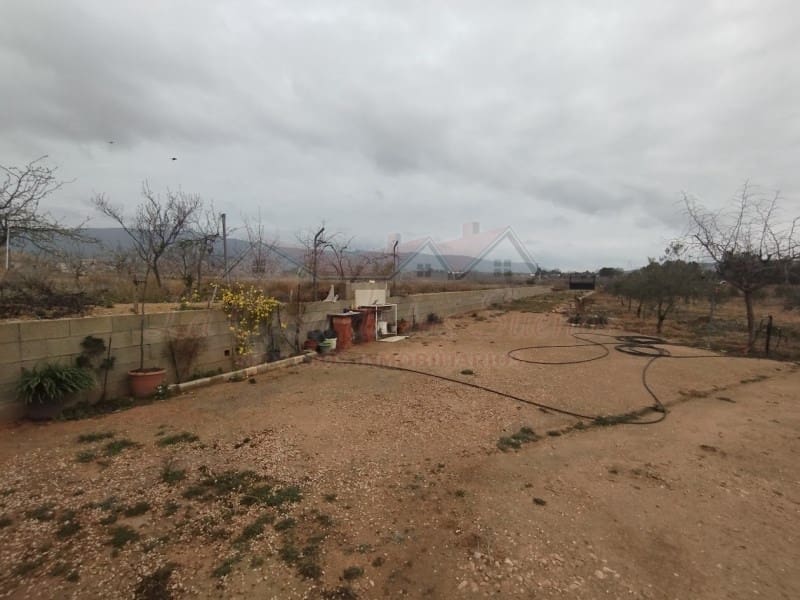 2 soveværelse Finca/Landehus til salg i Pinoso med swimmingpool - € 157.700 (Ref: 4309684)