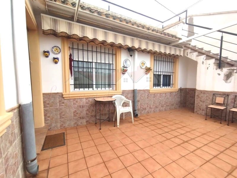 2 soveværelse Finca/Landehus til salg i Pinoso med swimmingpool - € 157.700 (Ref: 4309684)