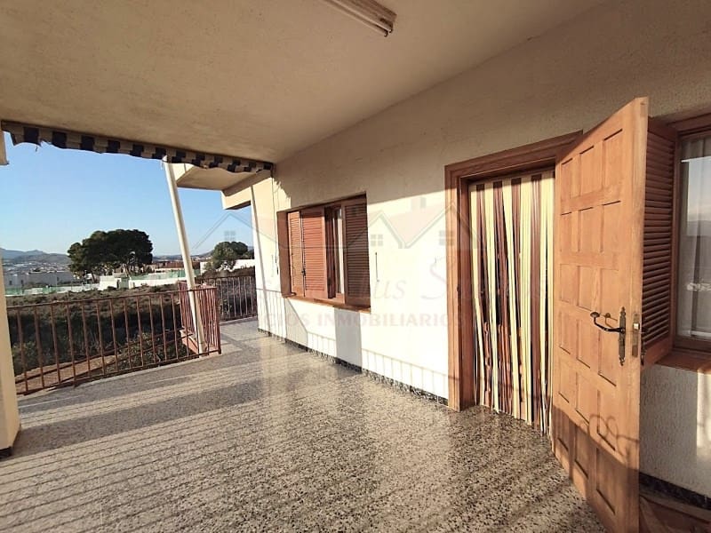 4 soveværelse Villa til salg i Petrel / Petrer med swimmingpool - € 349.900 (Ref: 4309730)