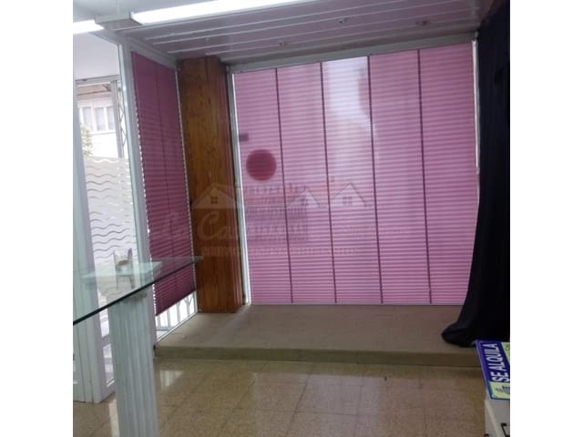 Commercieel te koop in Sax met zwembad - € 190.000 (Ref: 4309756)