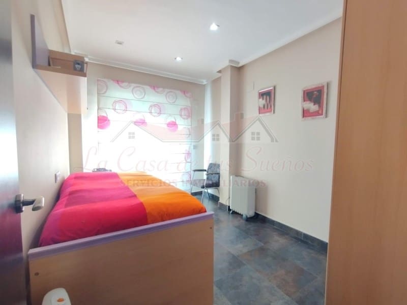 3 soveværelse Lejlighed til salg i Elda med swimmingpool - € 230.000 (Ref: 4309777)