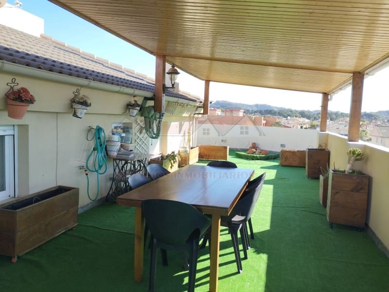 3 soveværelse Lejlighed til salg i Elda med swimmingpool - € 230.000 (Ref: 4309777)