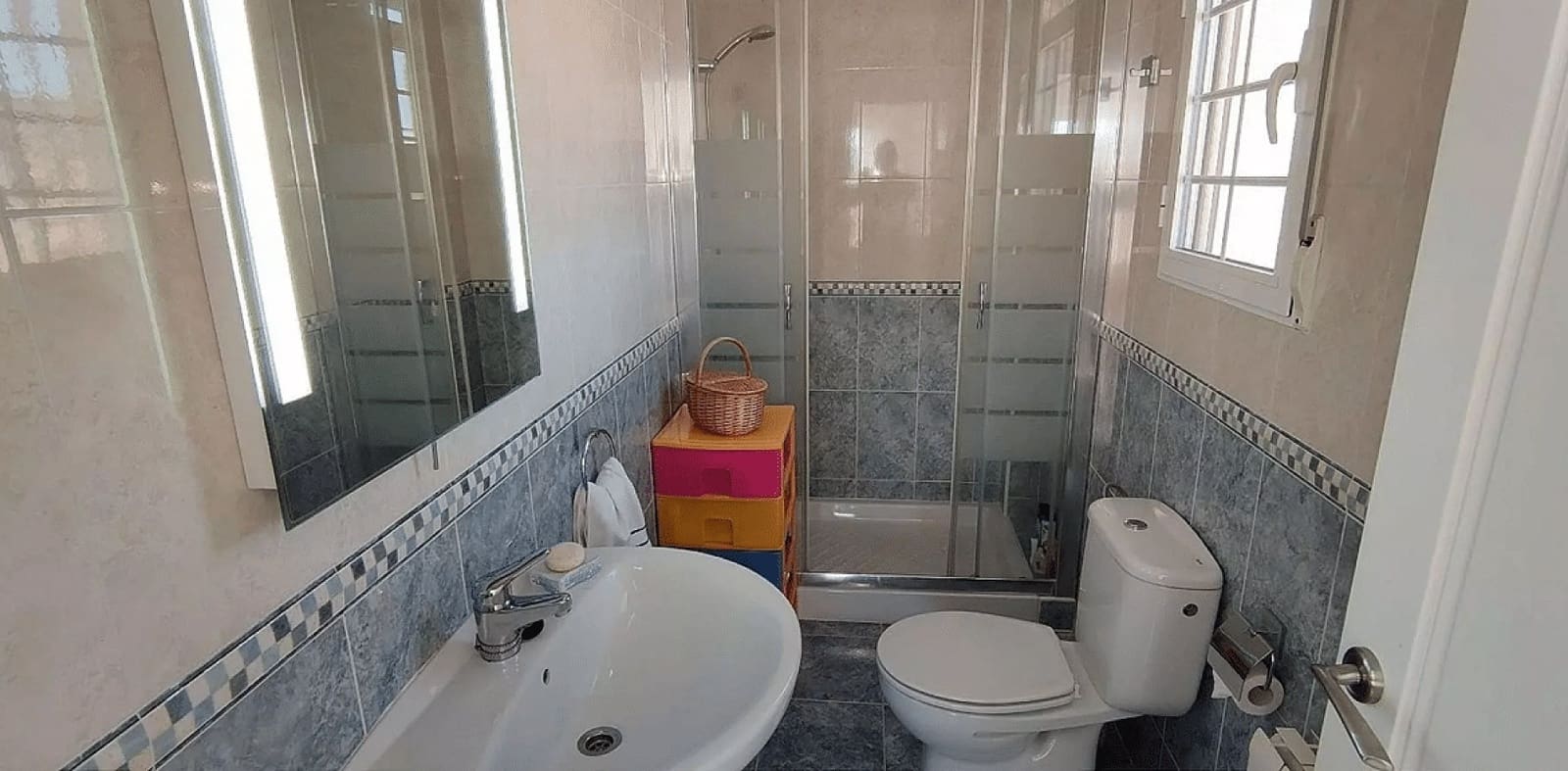 4 bedroom Villa for sale in Pinoso with pool garage - € 475,000 (Ref: 4309810)