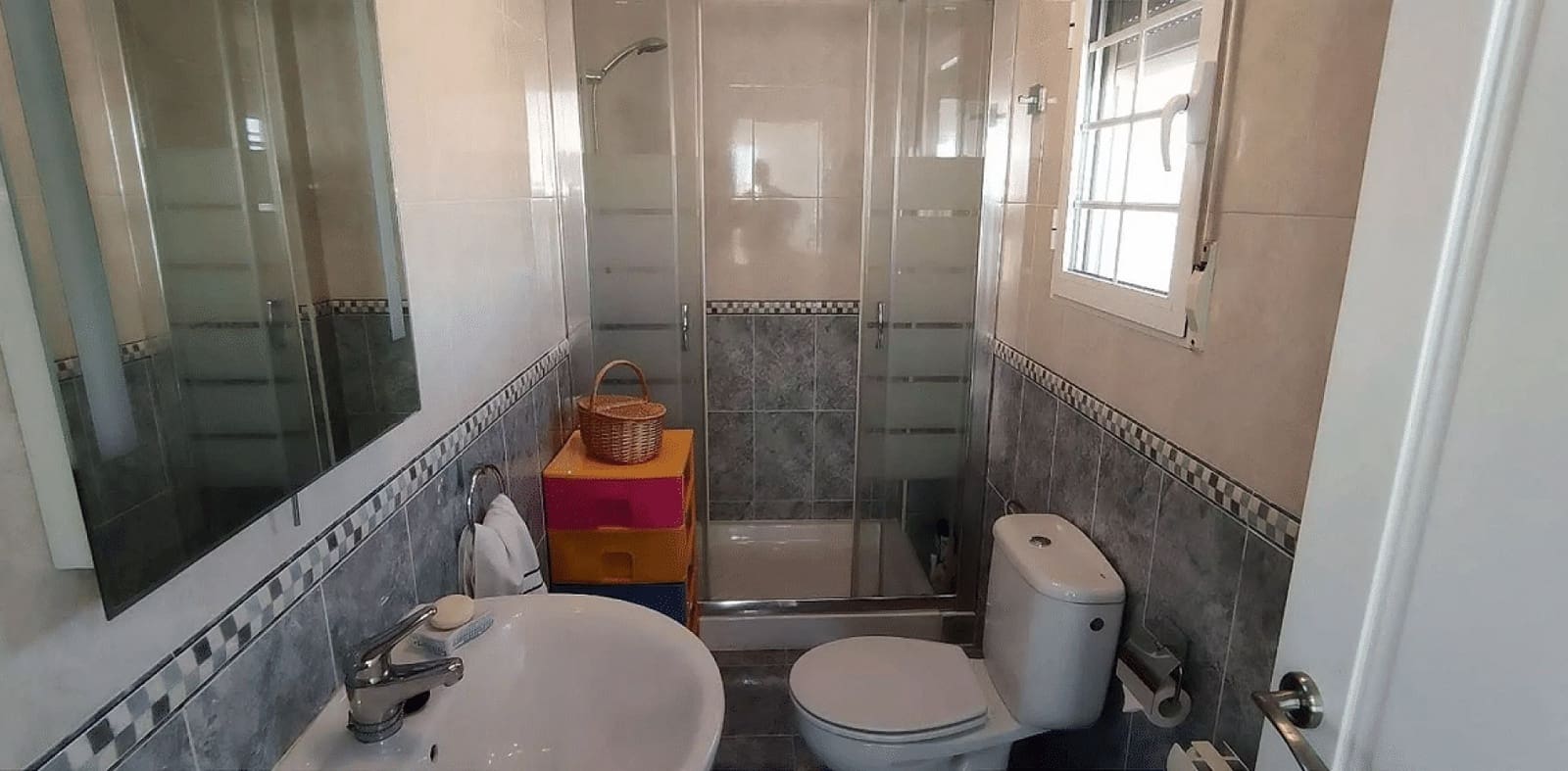 4 bedroom Villa for sale in Pinoso with pool garage - € 475,000 (Ref: 4309810)