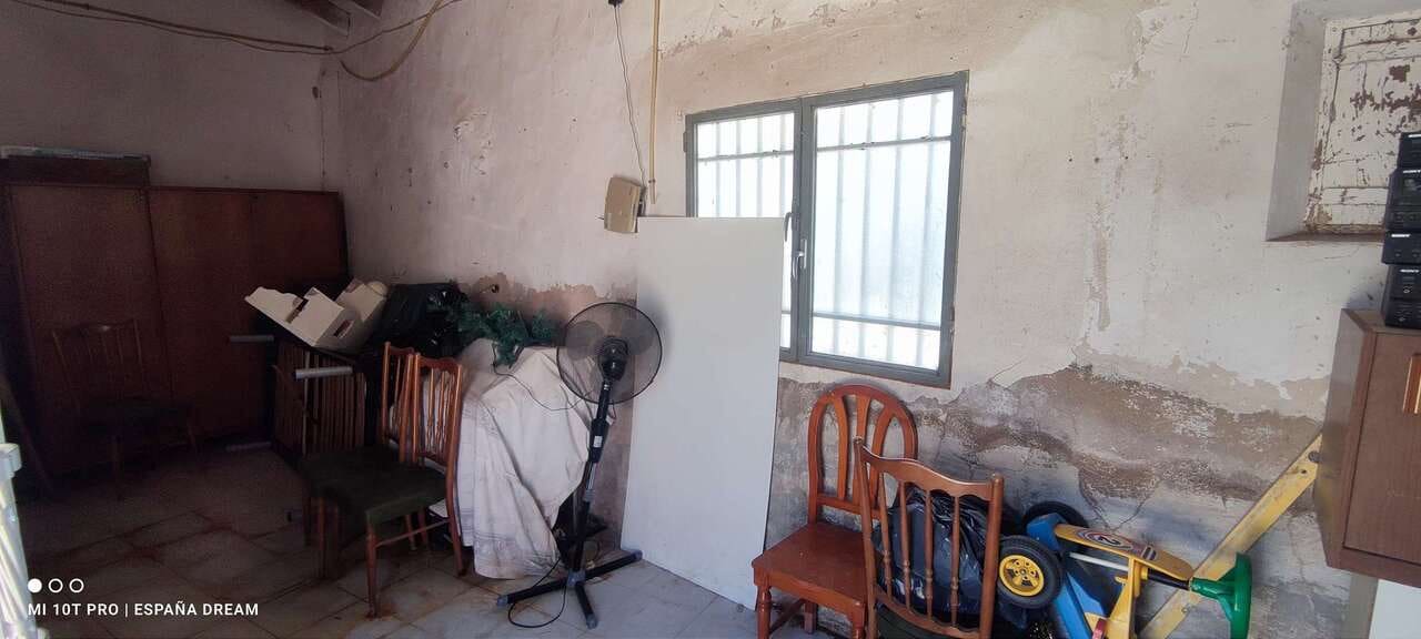 6 slaapkamer Halfvrijstaande villa te koop in Monovar / Monover met zwembad - € 179.995 (Ref: 4309840)