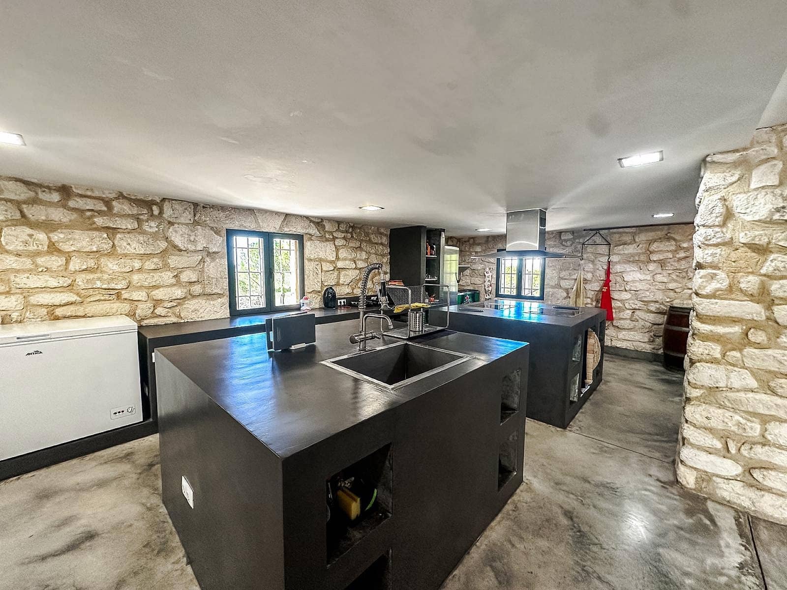 9 chambre Villa/Maison à vendre à Biar avec piscine - 1 000 000 € (Ref: 4309987)