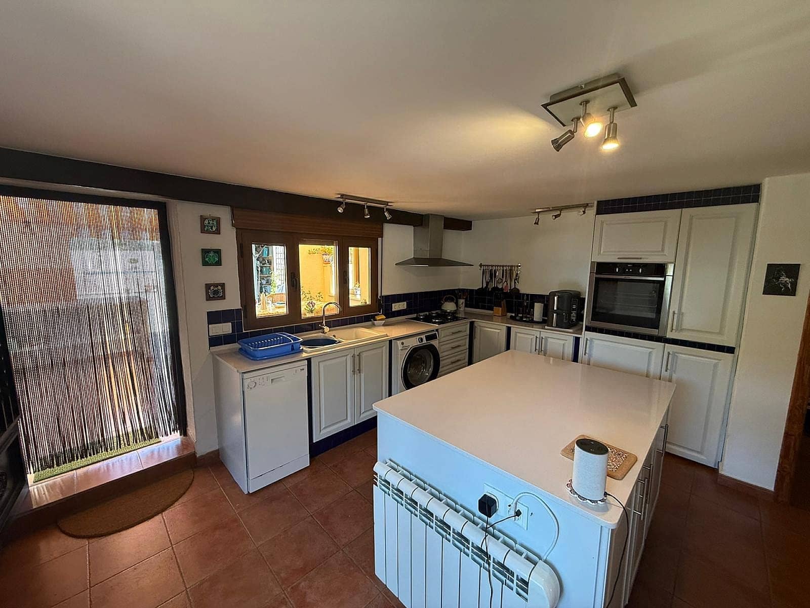 5 slaapkamer Finca/Landhuis te koop in Castalla met zwembad garage - € 325.000 (Ref: 4321023)