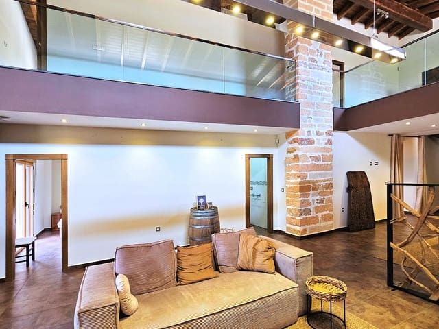 4 bedroom Finca/Country House for sale in Pinoso with pool garage - € 499,500 (Ref: 4332055)