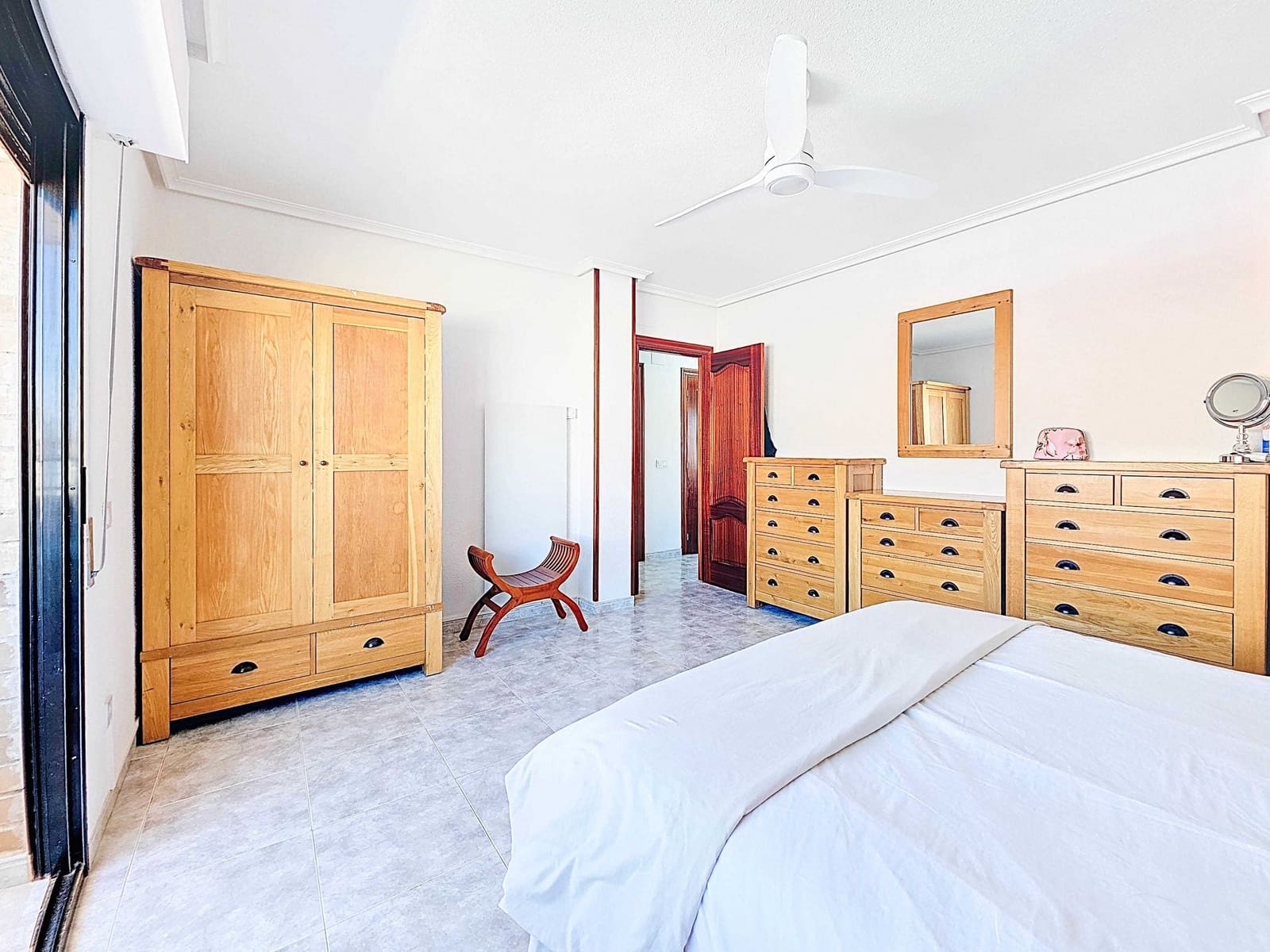 3 soveværelse Byhus til salg i Pinoso med swimmingpool garage - € 199.950 (Ref: 4377225)