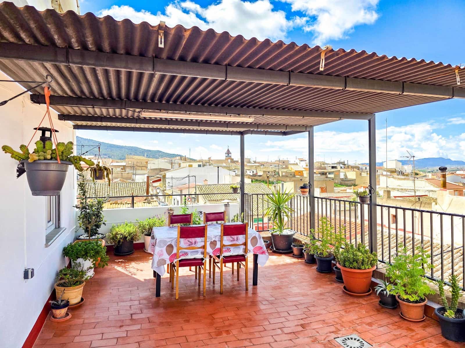 3 soveværelse Byhus til salg i Pinoso med swimmingpool garage - € 199.950 (Ref: 4377225)