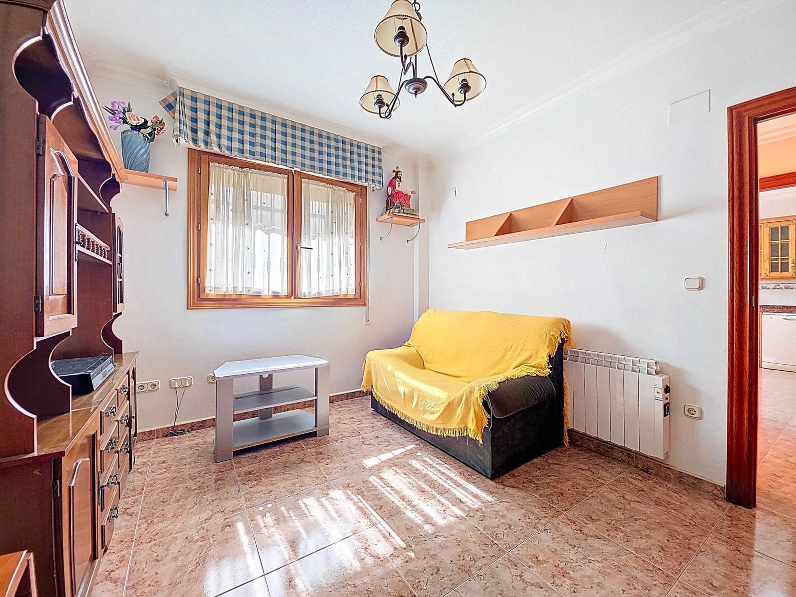 3 slaapkamer Huis te koop in Pinoso met zwembad garage - € 199.000 (Ref: 4386437)