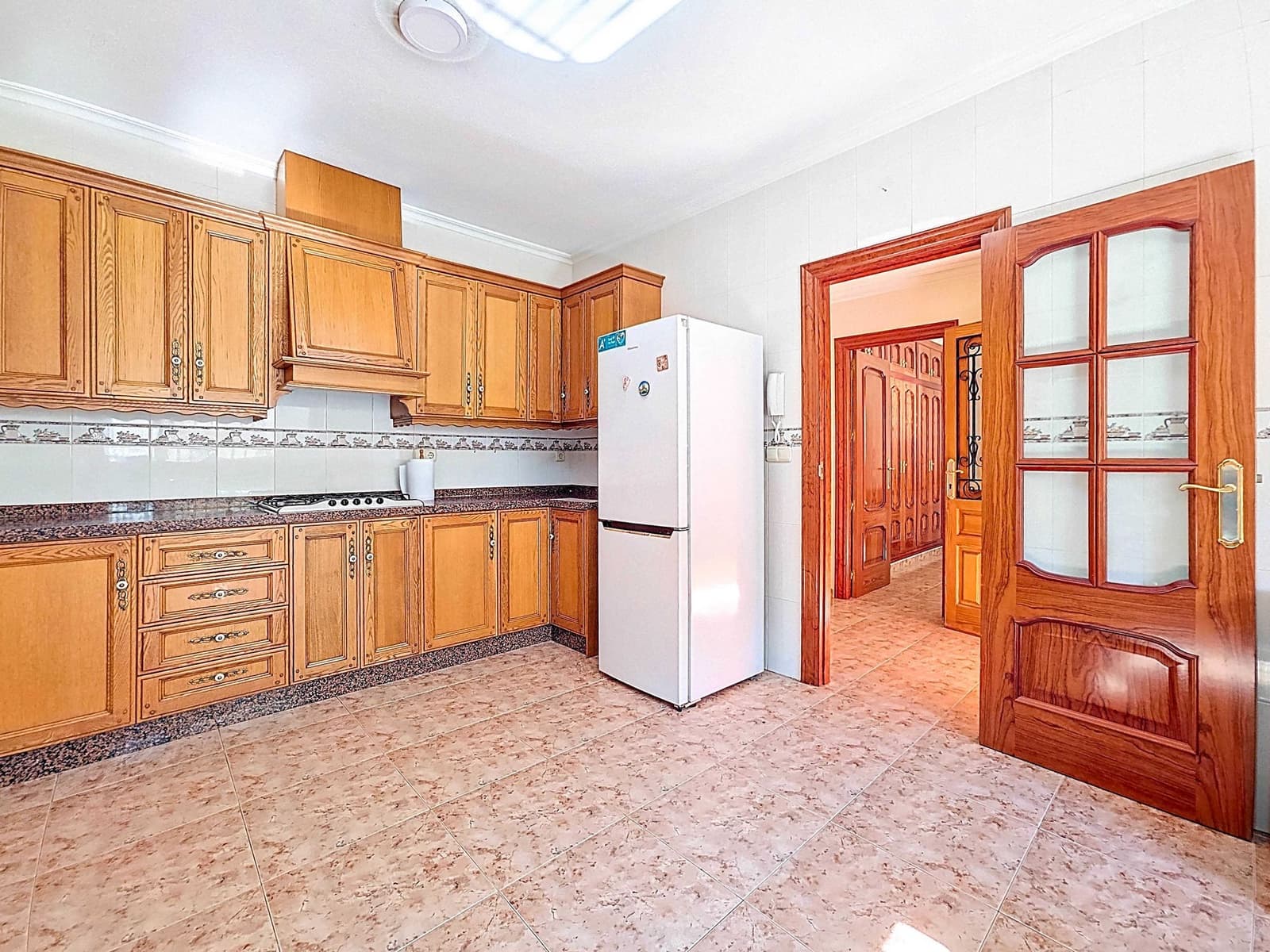 3 slaapkamer Huis te koop in Pinoso met zwembad garage - € 199.000 (Ref: 4386437)